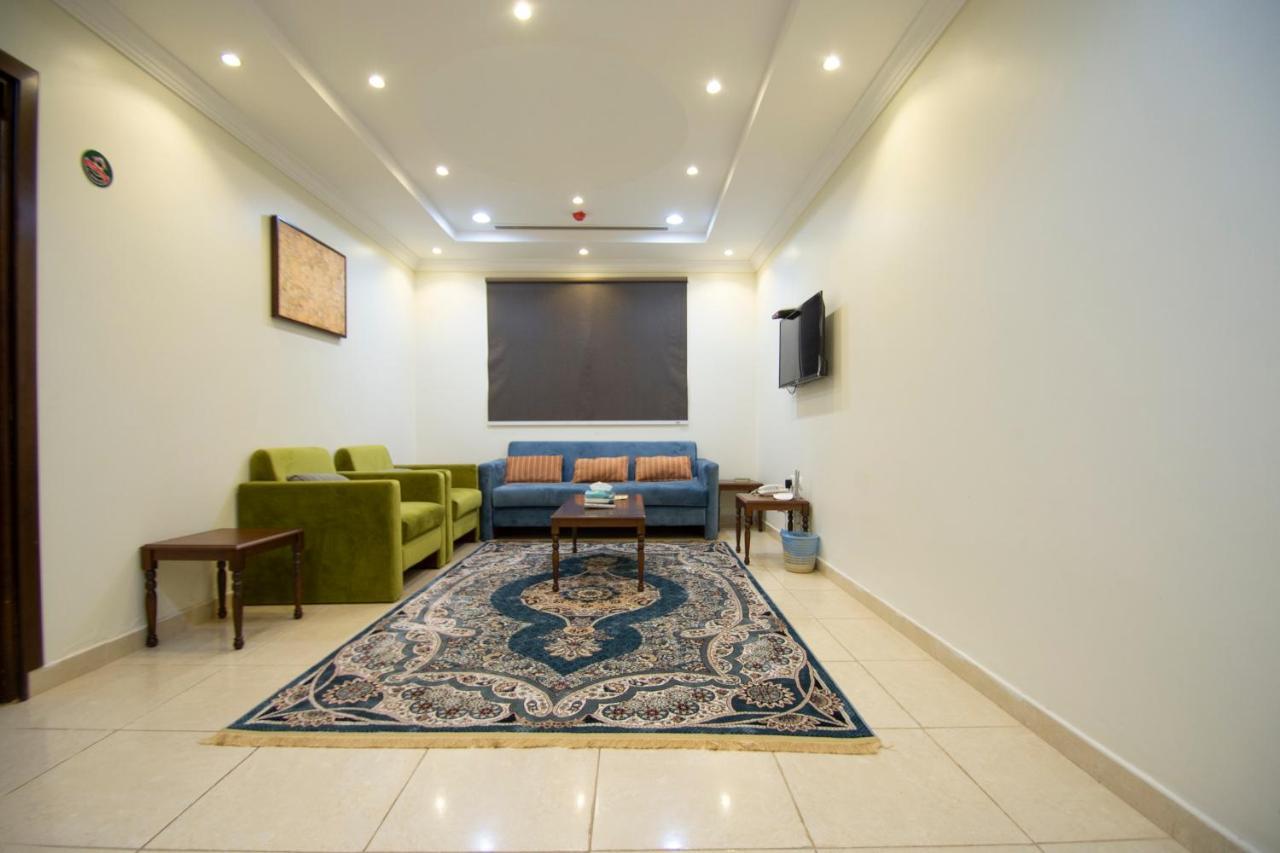 Waha Al Mudaif Serviced Apartments 타부크 외부 사진